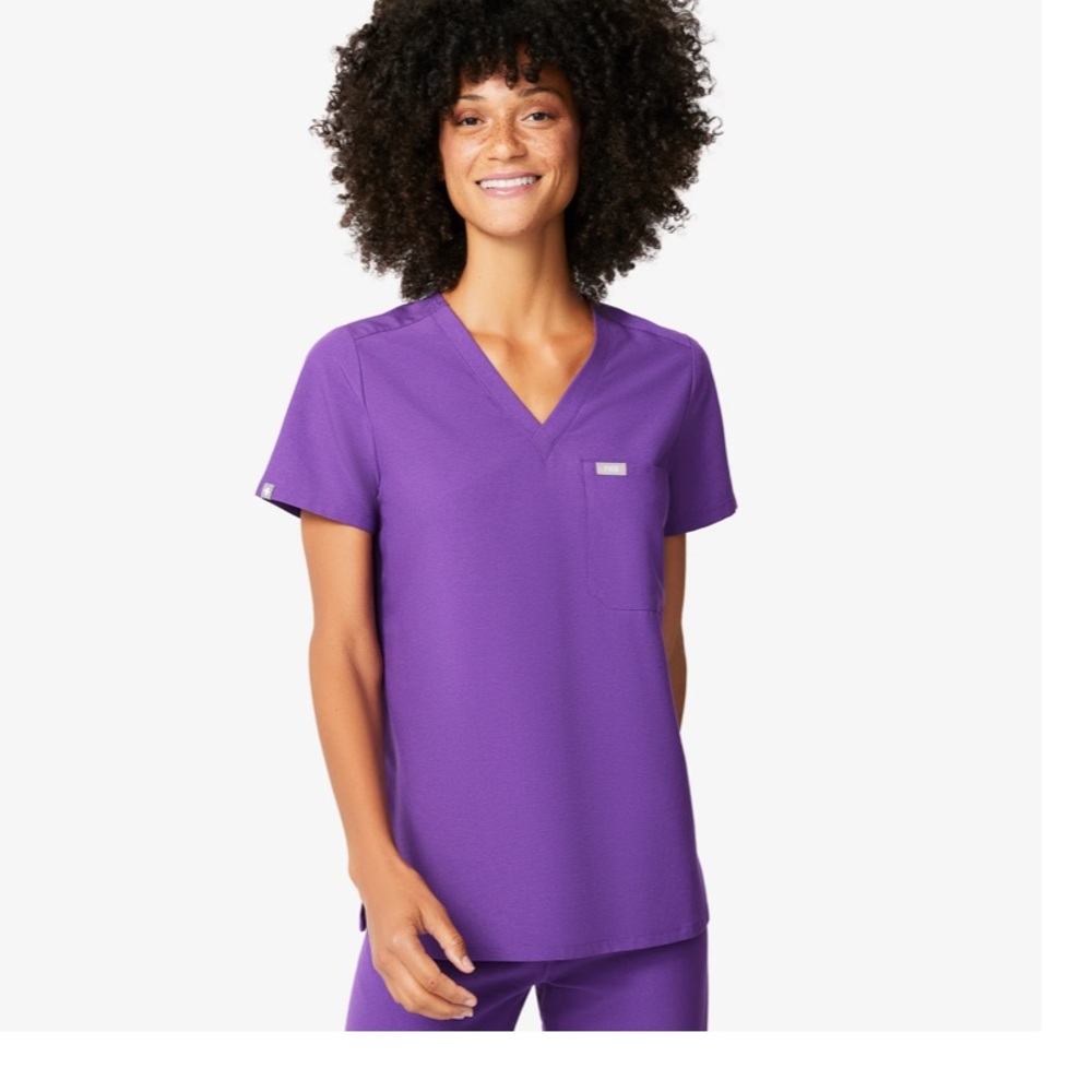 Figs Ultra Violet Catarina scrub top
